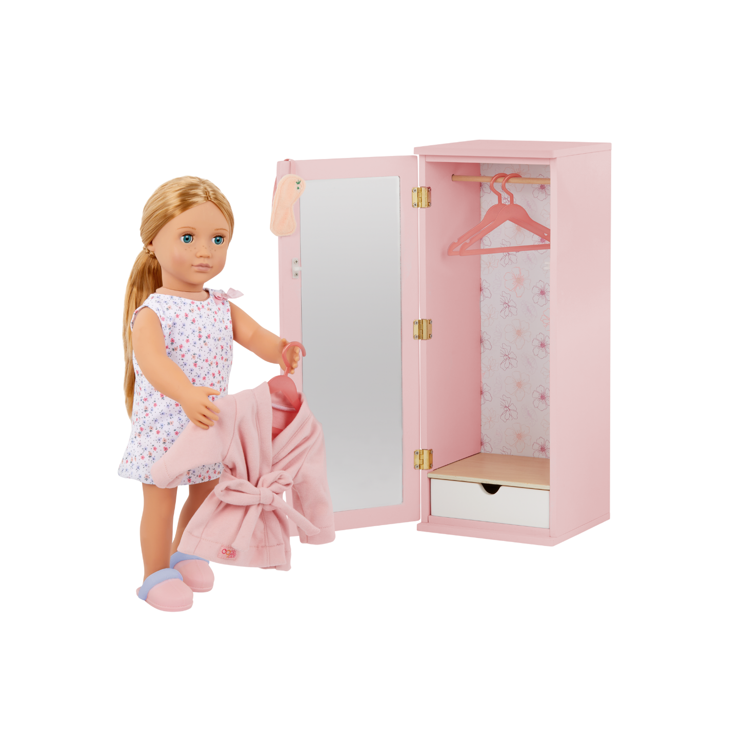 Closet de madera para muñeca