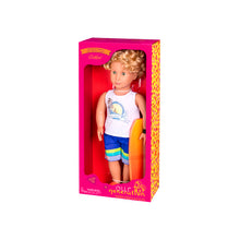Pack Muñeco Gabe 46 cm Our Generation + 4 Tenidas