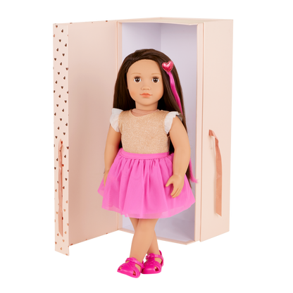 Muñeca Amora Deluxe con tenidas