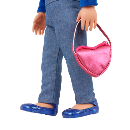 Muñeca Amora Deluxe con tenidas