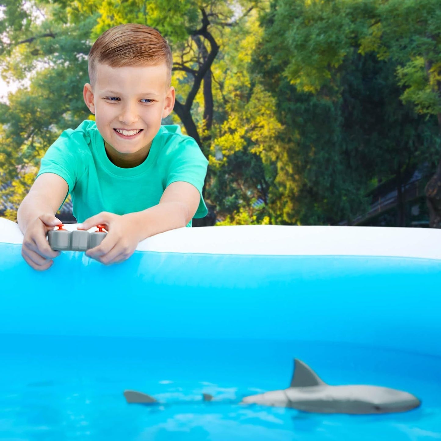 Tiburon Blanco A Control Remoto