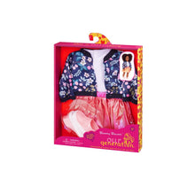 Tenida chaqueta floral y falda