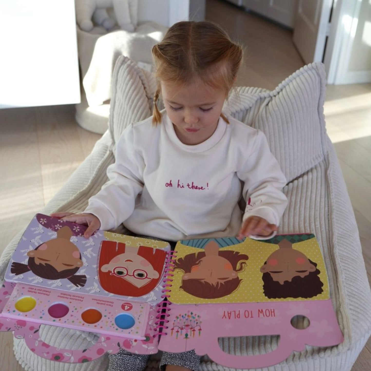 Libro de Stickers y Maquillaje Facial - Vestirse Divertido