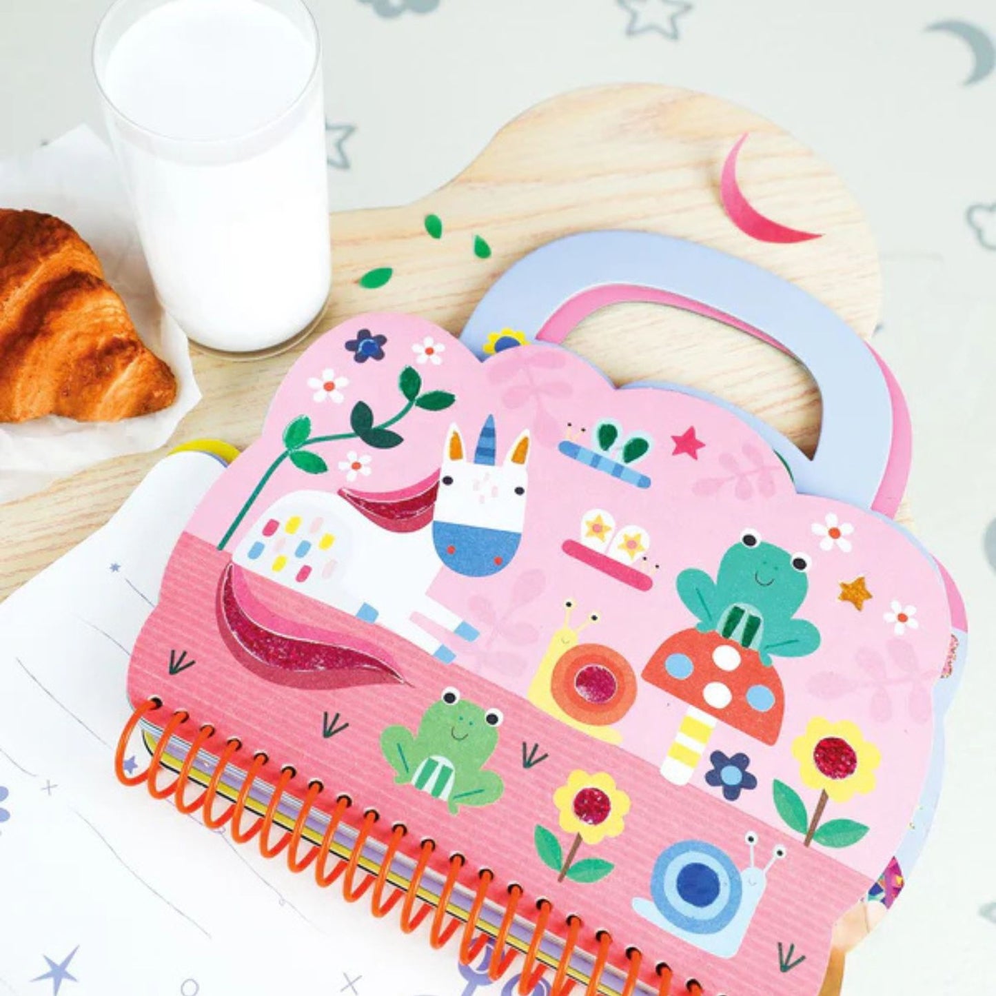 Libro de Arte con Láminas Metalizadas Unicornio