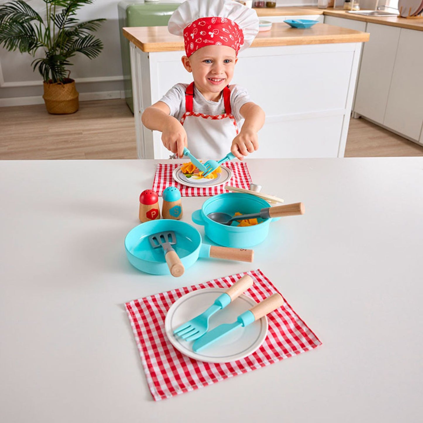 Set de Cocina y platos Pequeño Chef