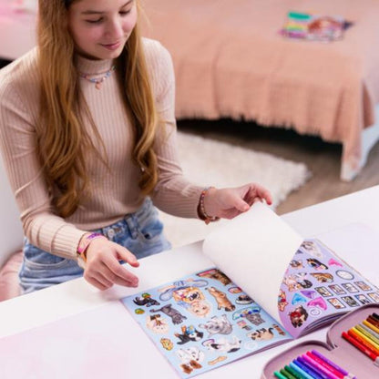 Pad de stickers reutilizables gatitos y perritos Top Model