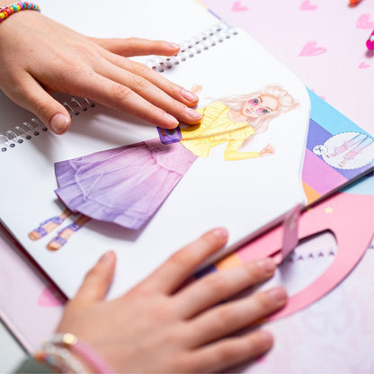 TopModel - Cuaderno Dress Me up College