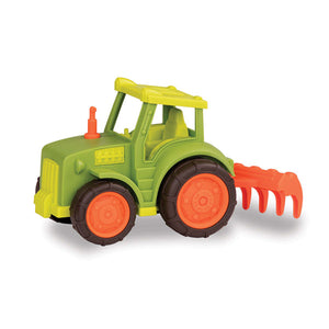 Tractor con arado